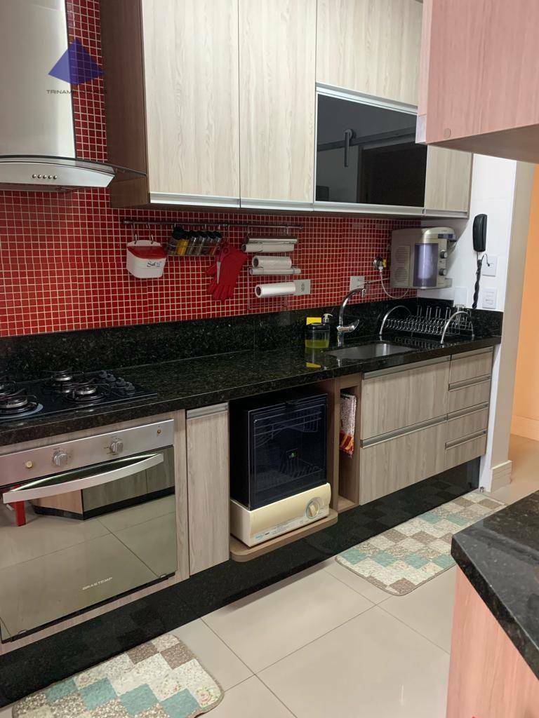 Apartamento à venda com 3 quartos, 83m² - Foto 11