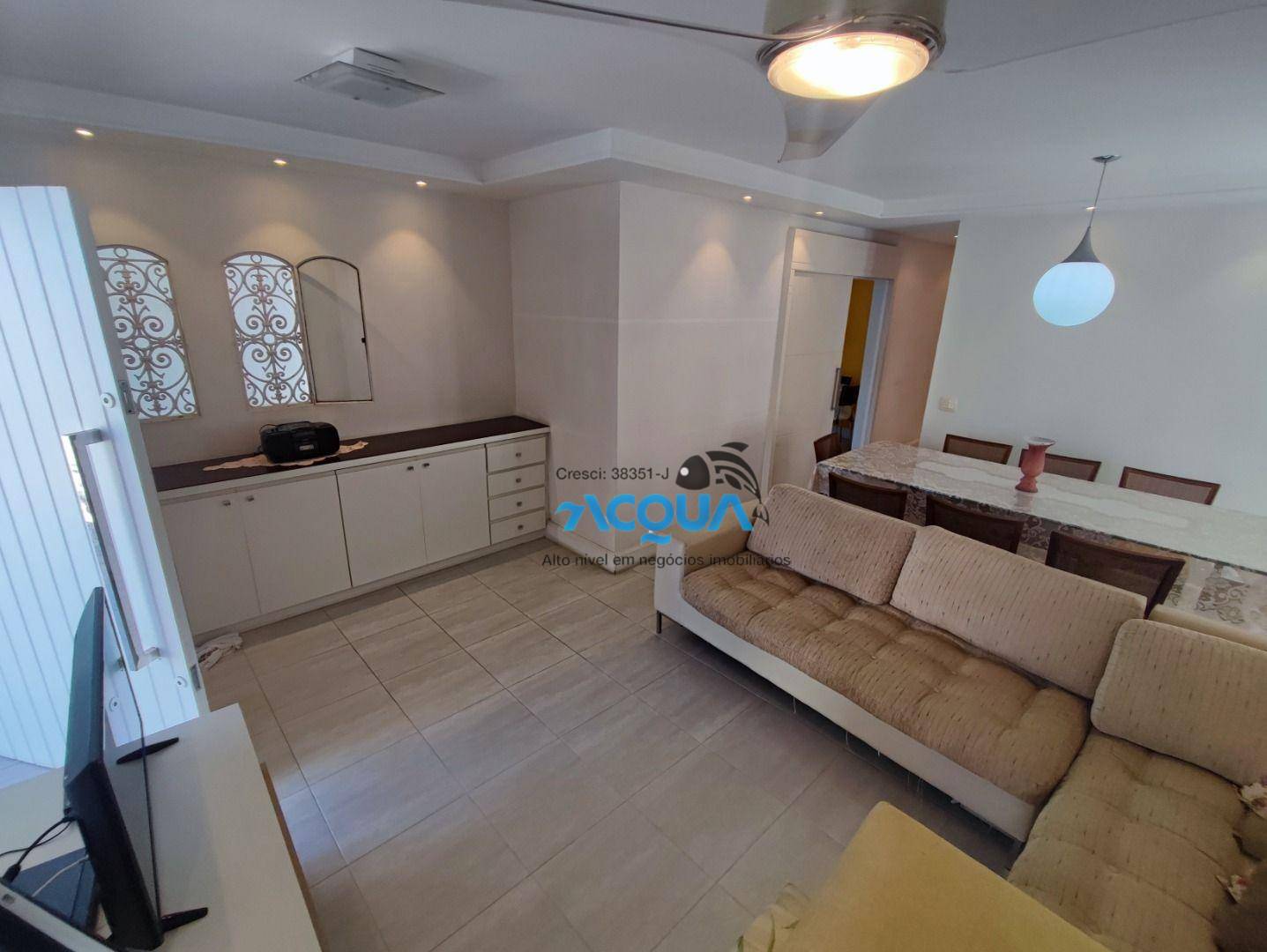 Casa à venda com 3 quartos, 220m² - Foto 4