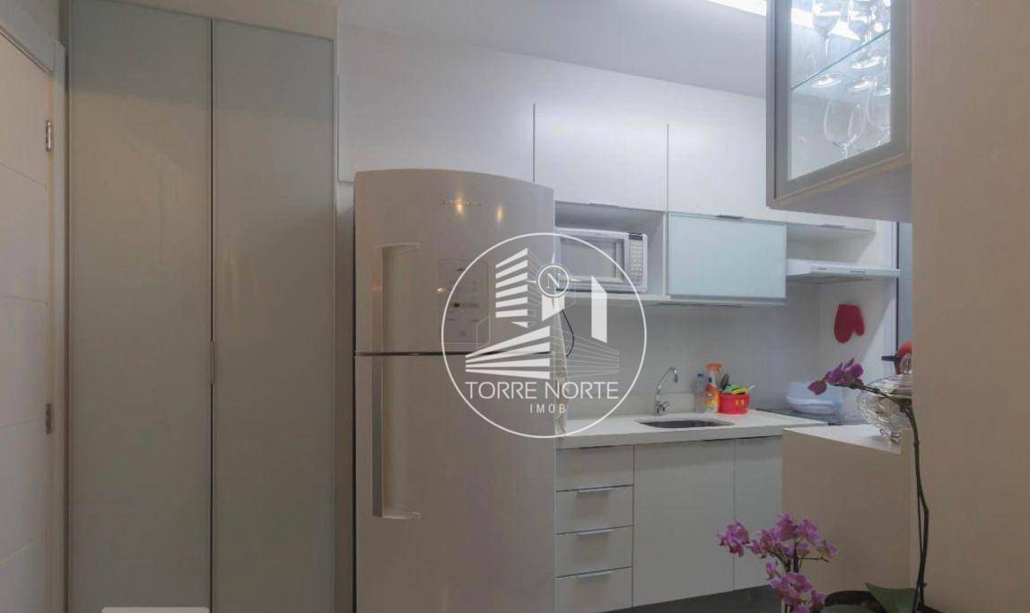 Apartamento à venda com 3 quartos, 92m² - Foto 7