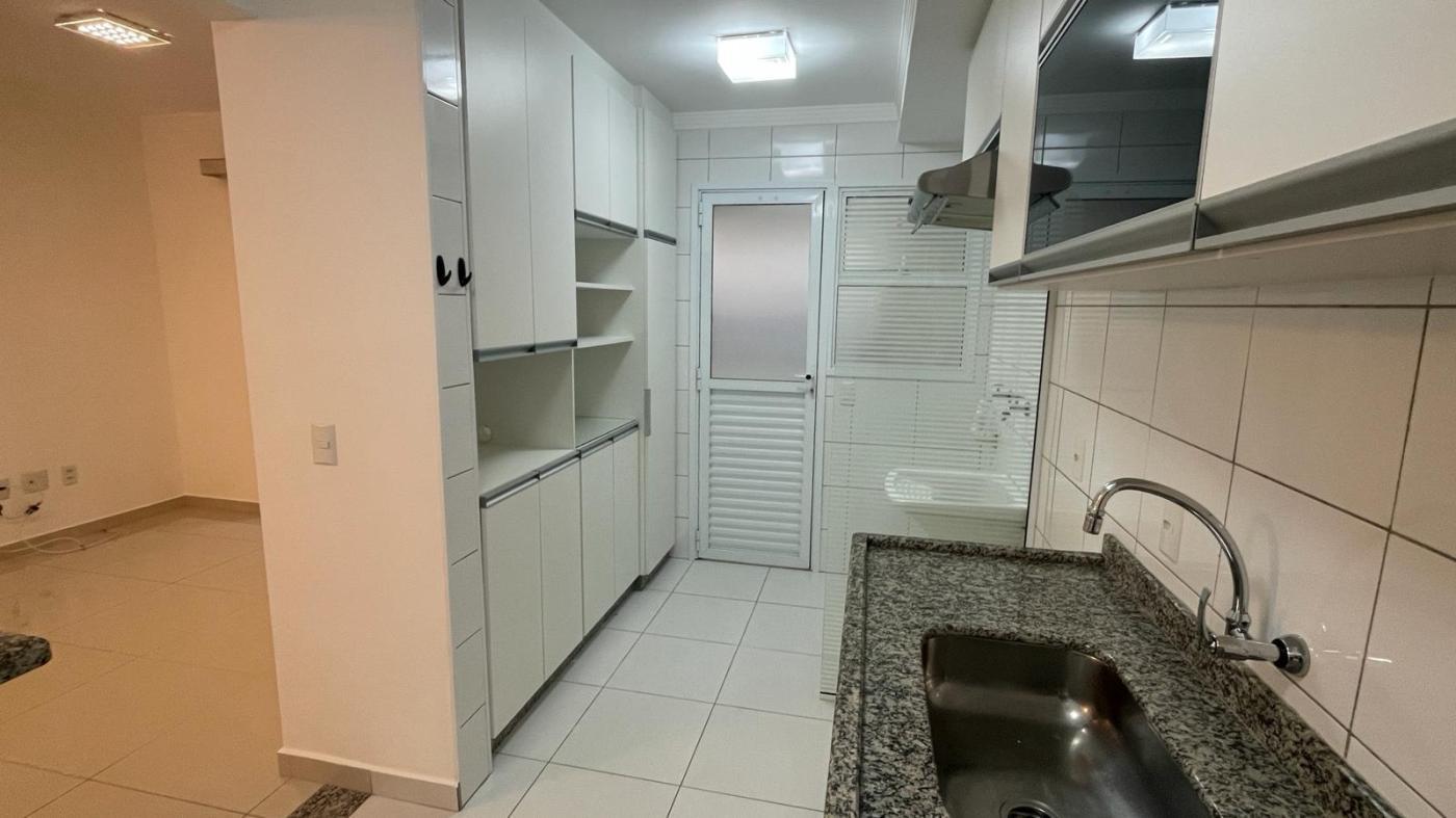 Apartamento à venda com 3 quartos, 77m² - Foto 6