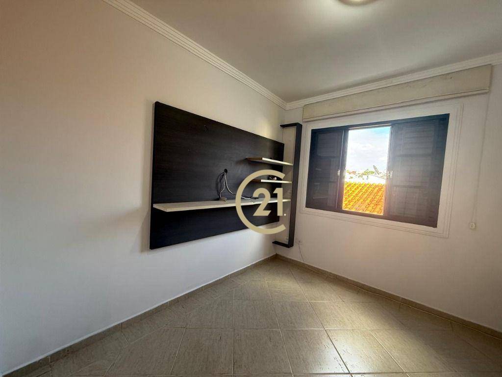 Casa à venda com 3 quartos, 140m² - Foto 14