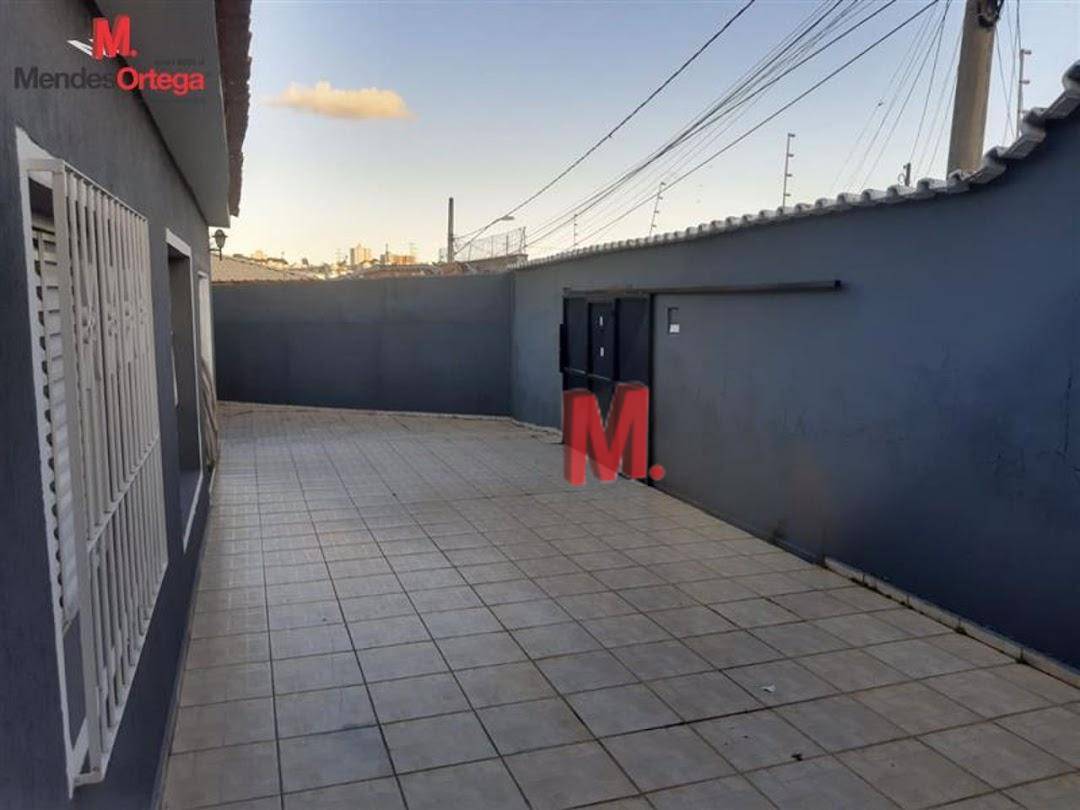 Casa à venda com 3 quartos, 120m² - Foto 17