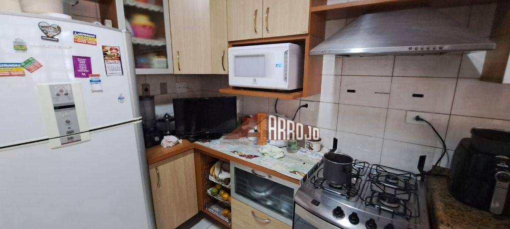 Sobrado à venda com 2 quartos, 116m² - Foto 1