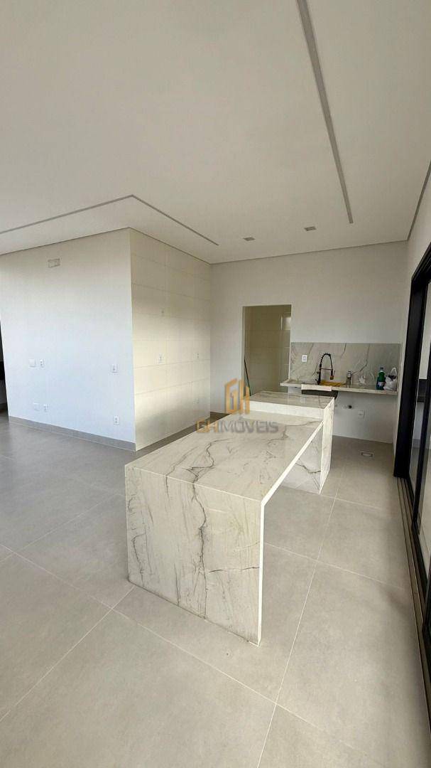 Casa de Condomínio à venda com 4 quartos, 239m² - Foto 5