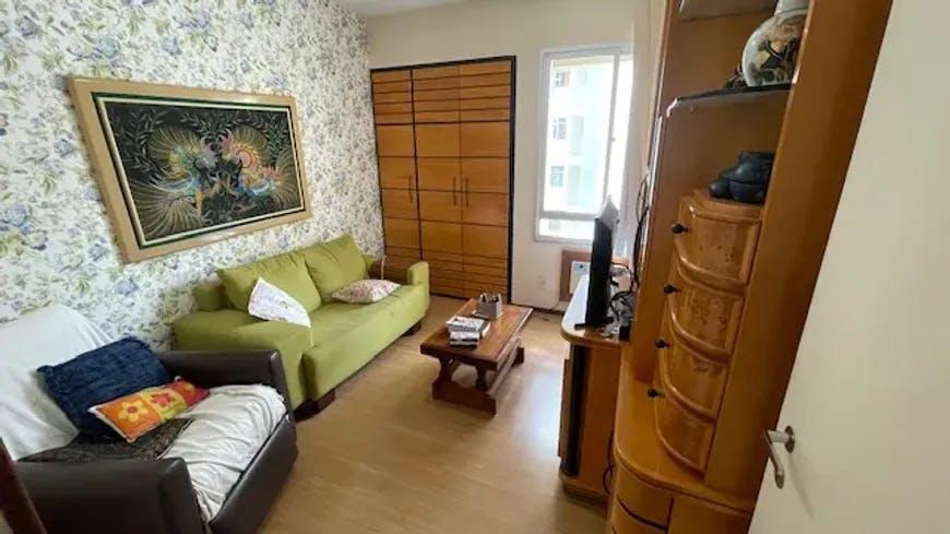 Apartamento à venda com 3 quartos, 107m² - Foto 12