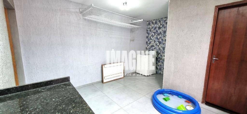 Sobrado à venda com 3 quartos, 230m² - Foto 8