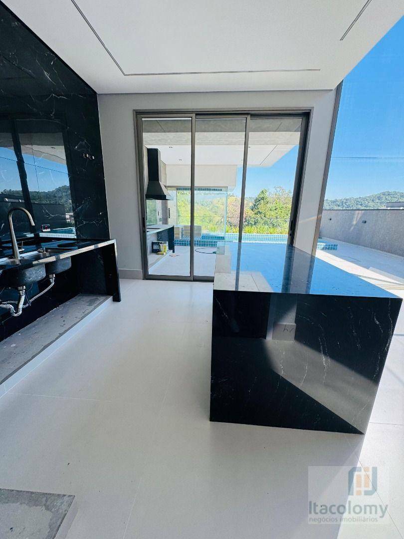 Casa de Condomínio à venda com 3 quartos, 265m² - Foto 8