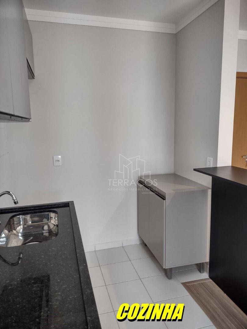 Apartamento à venda com 3 quartos, 76m² - Foto 8