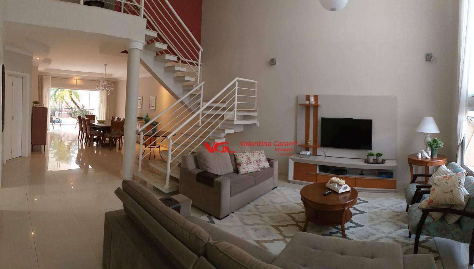 Casa de Condomínio à venda com 3 quartos, 318m² - Foto 2