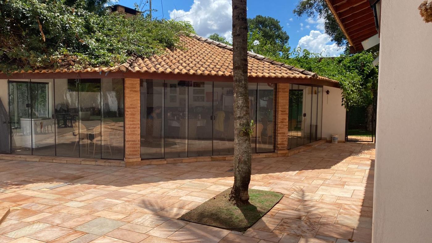 Casa para alugar com 6 quartos, 468m² - Foto 16