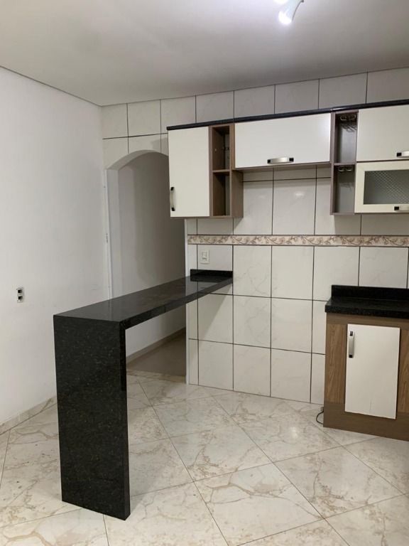 Sobrado à venda com 2 quartos, 200m² - Foto 12