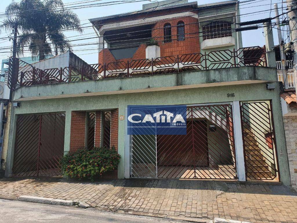 Sobrado à venda com 5 quartos, 240m² - Foto 1