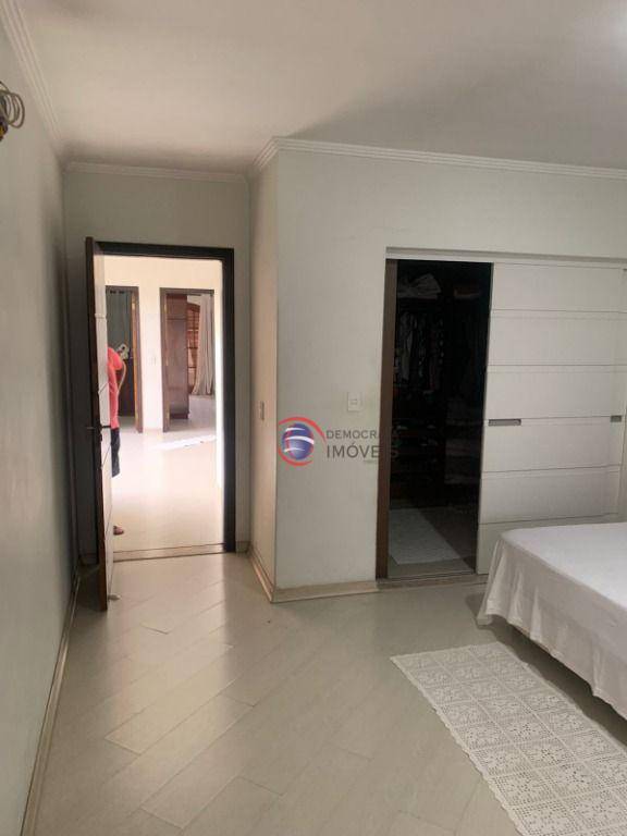 Sobrado à venda com 5 quartos, 500m² - Foto 12