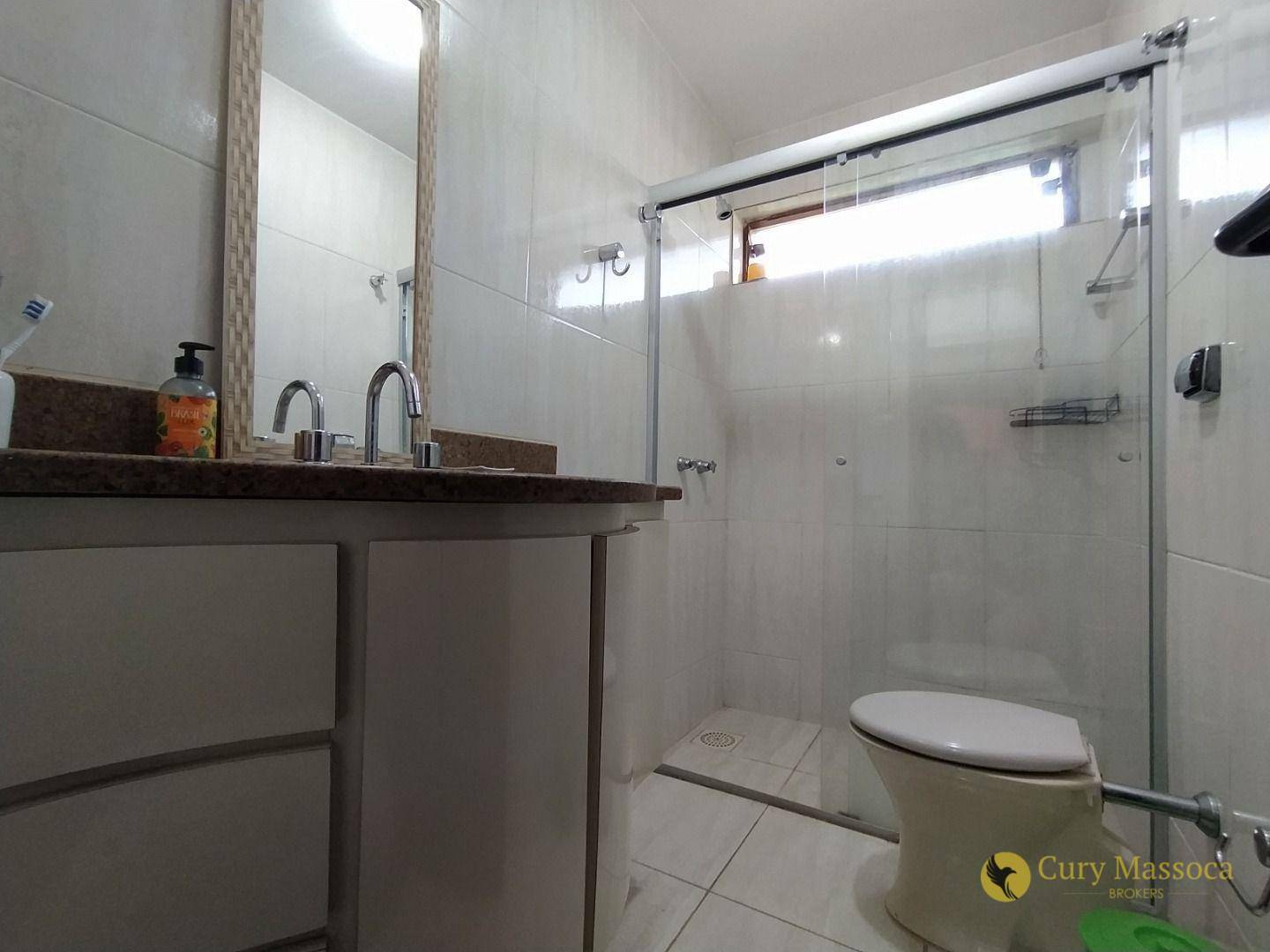 Casa de Condomínio à venda e aluguel com 8 quartos, 460m² - Foto 2