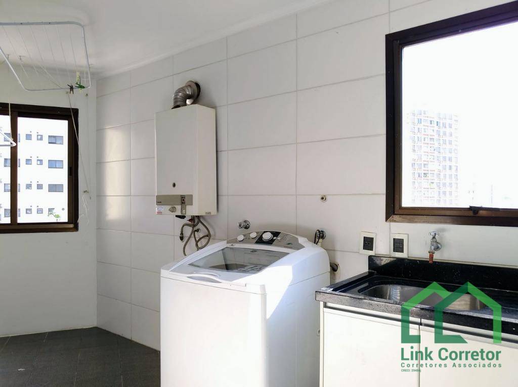 Apartamento à venda com 3 quartos, 217m² - Foto 10