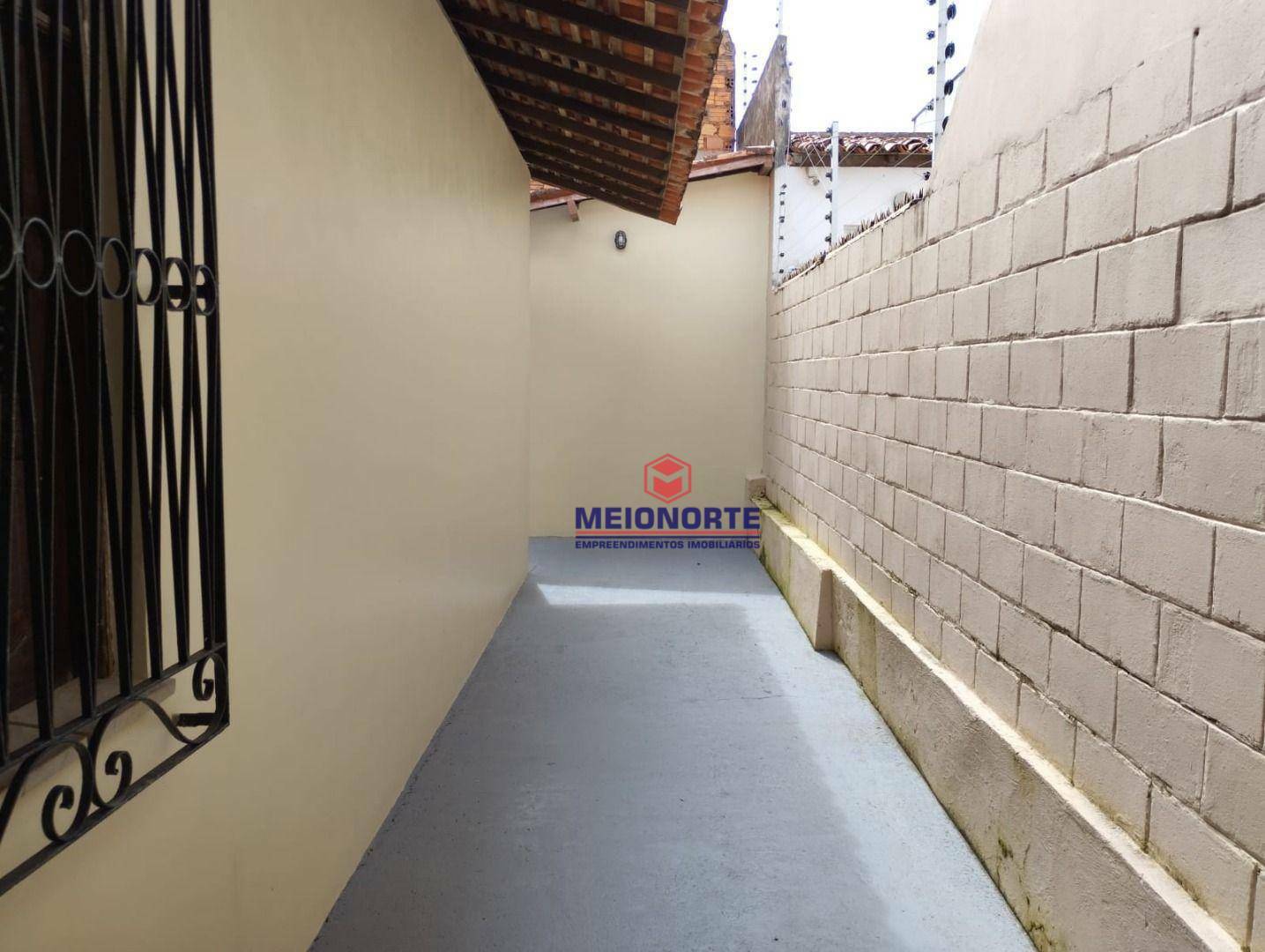 Casa à venda com 4 quartos, 150m² - Foto 22