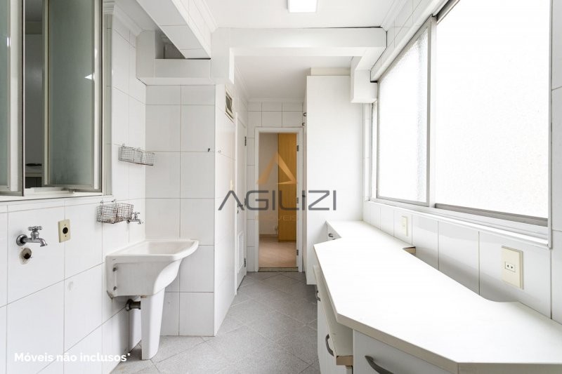 Apartamento à venda com 4 quartos, 222m² - Foto 9