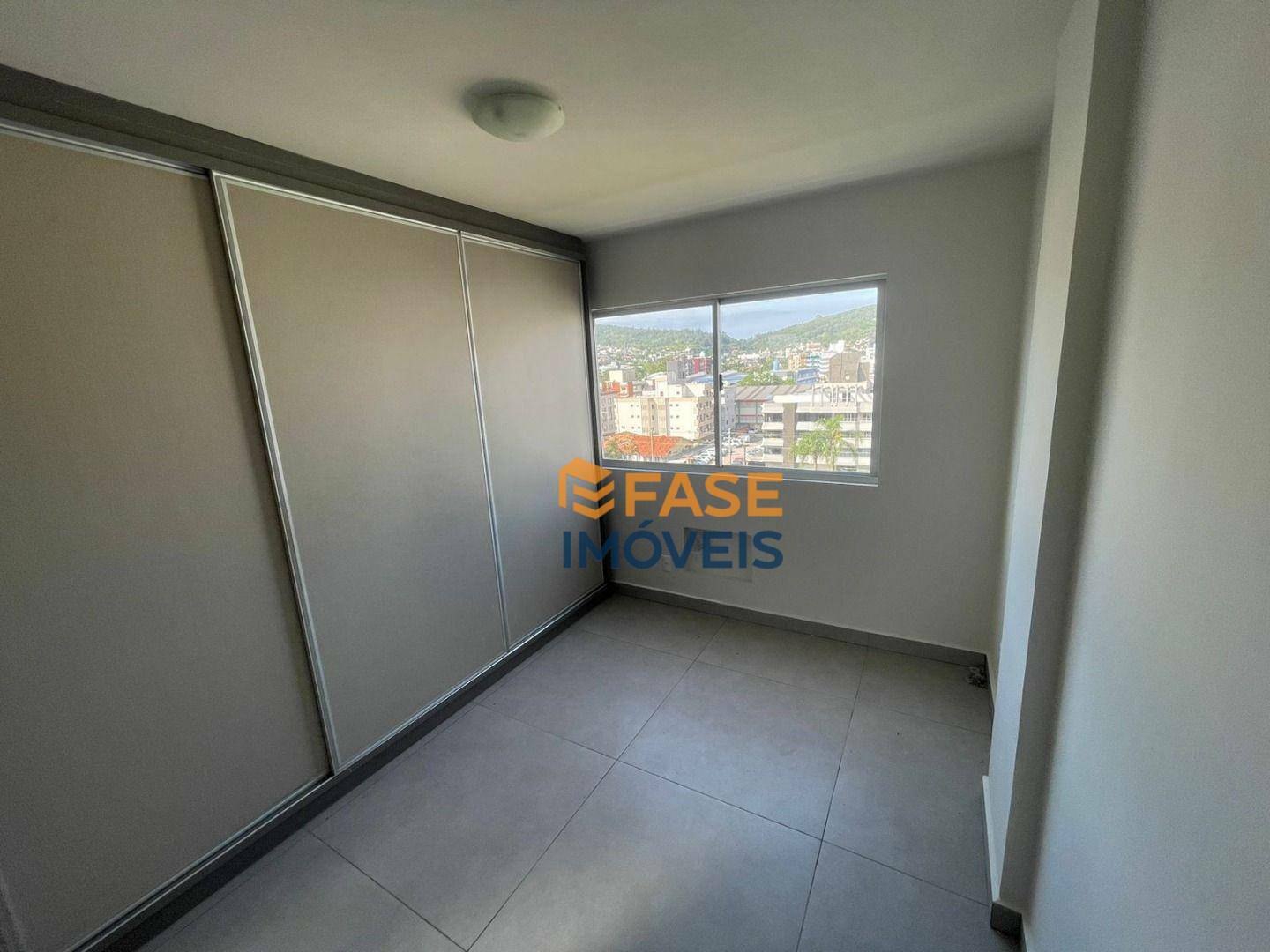 Apartamento à venda com 3 quartos, 82m² - Foto 10