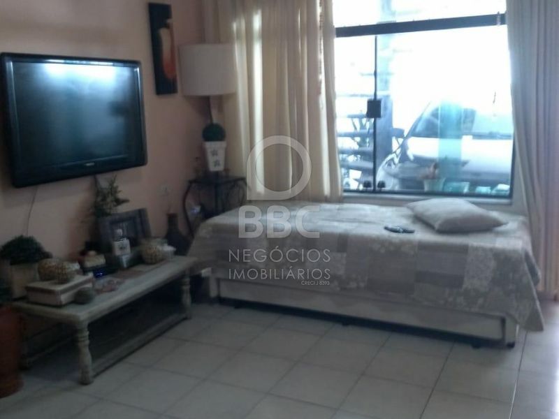 Sobrado à venda com 3 quartos, 202m² - Foto 17