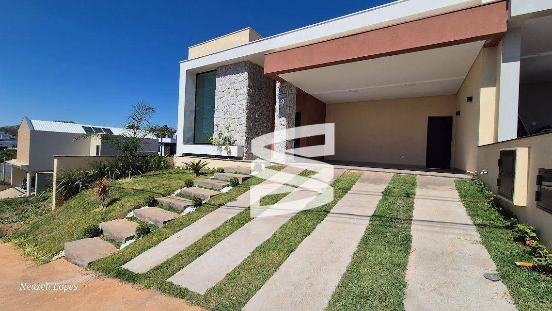 Casa de Condomínio à venda com 3 quartos, 159m² - Foto 2