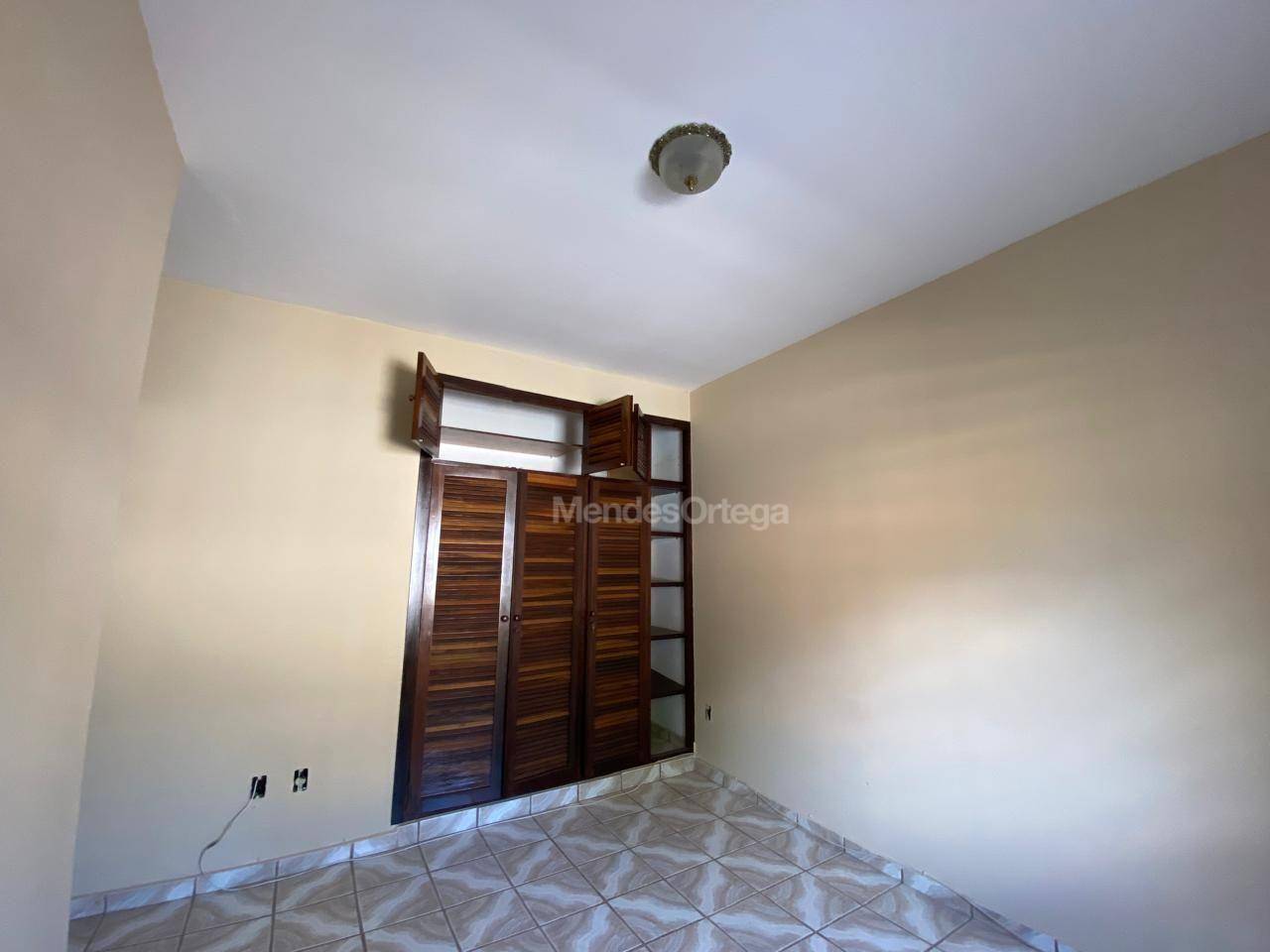 Chácara à venda com 5 quartos, 390m² - Foto 32