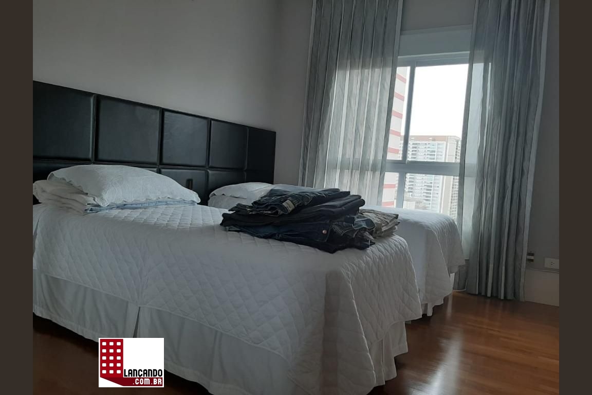 Apartamento à venda com 4 quartos, 230m² - Foto 5