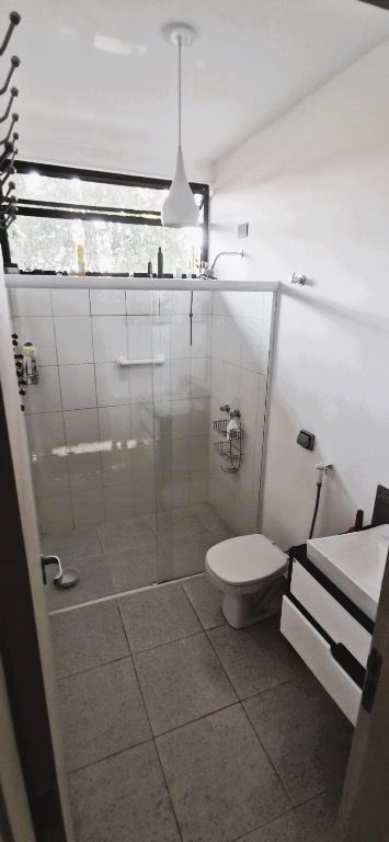 Casa de Condomínio para alugar com 3 quartos, 180m² - Foto 12