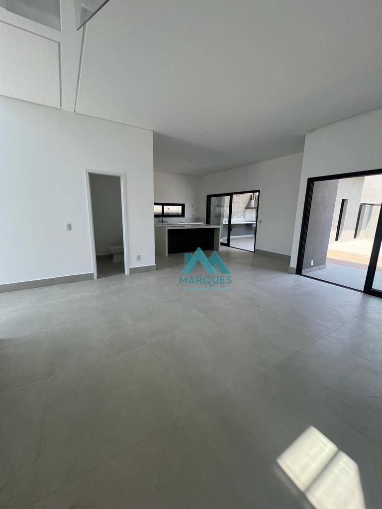 Casa, 3 quartos, 214 m² - Foto 3