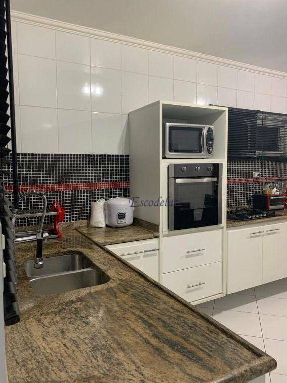 Sobrado à venda com 3 quartos, 240m² - Foto 25