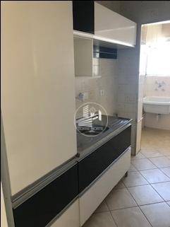 Apartamento à venda com 2 quartos, 63m² - Foto 9