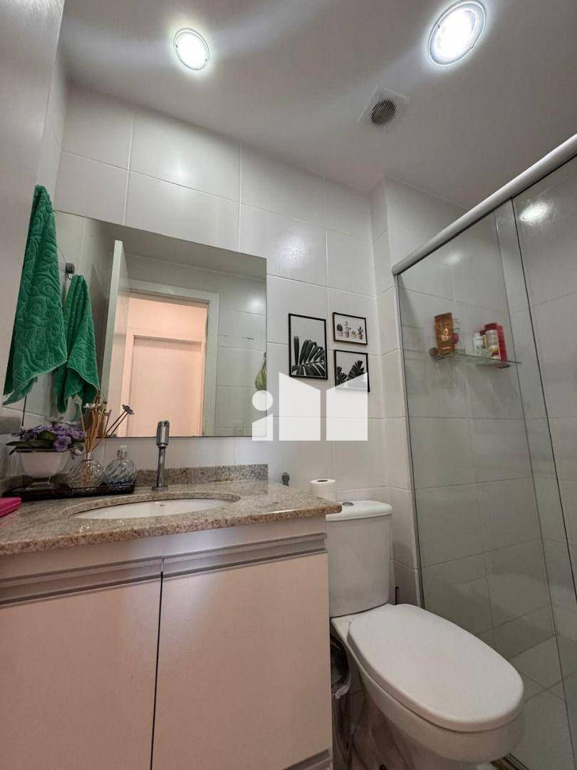 Apartamento à venda com 2 quartos, 82m² - Foto 19