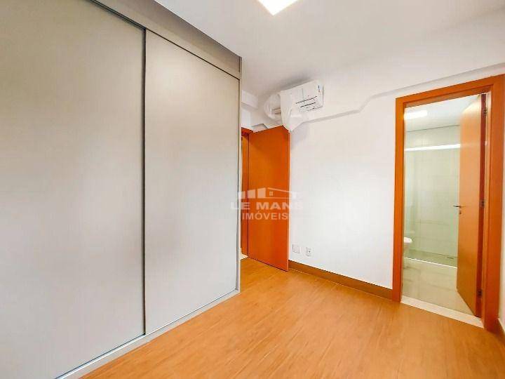 Apartamento para alugar com 3 quartos, 140m² - Foto 5