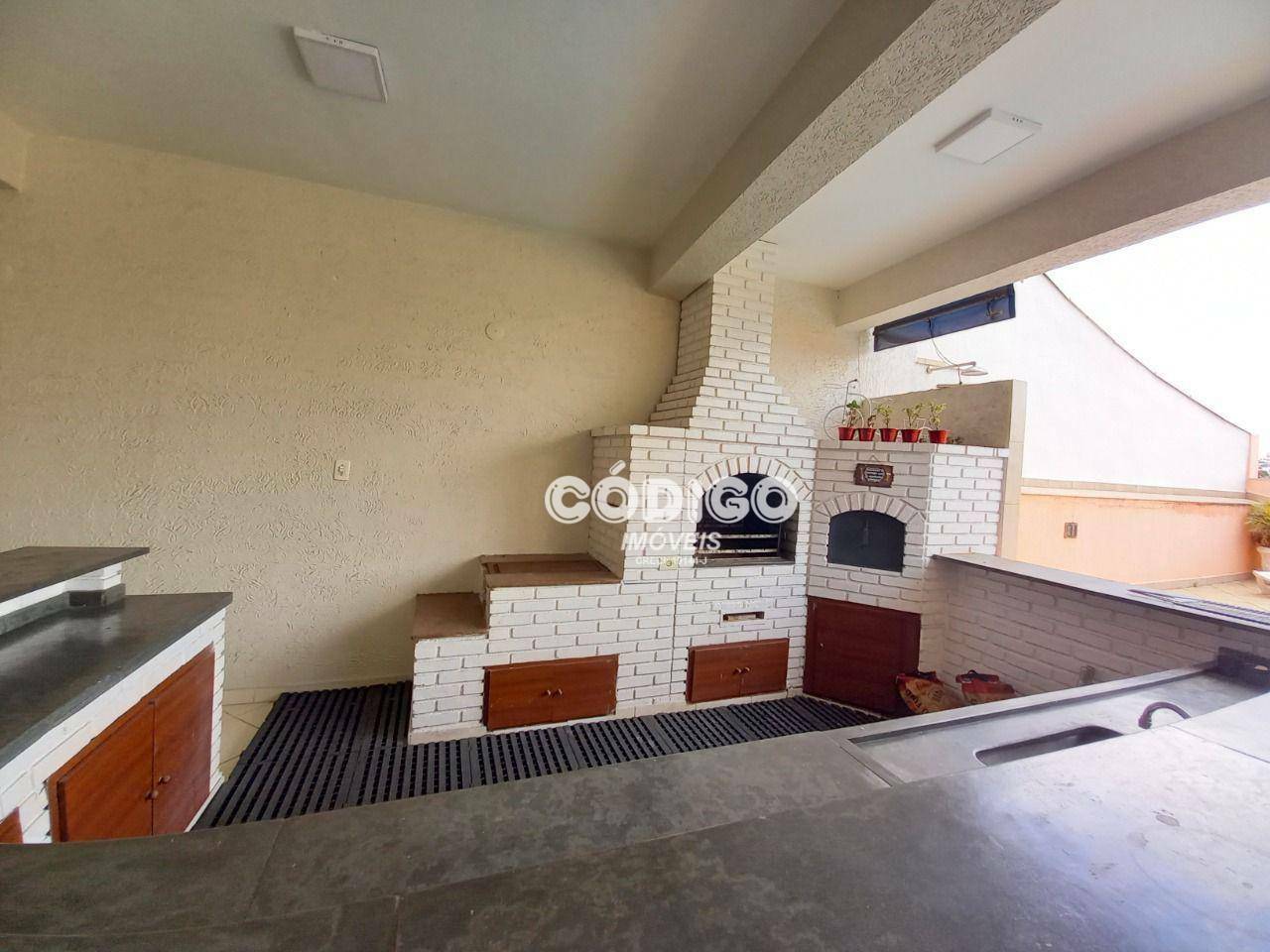 Casa para alugar com 4 quartos, 420m² - Foto 19