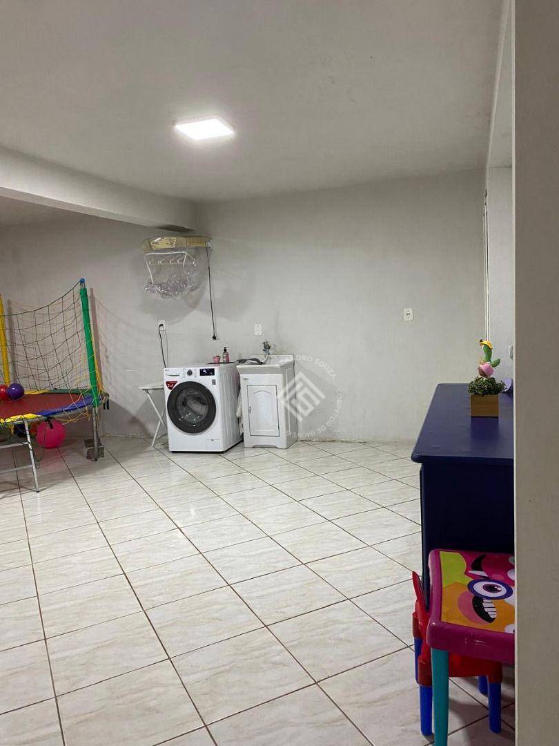 Casa à venda com 2 quartos, 179m² - Foto 18