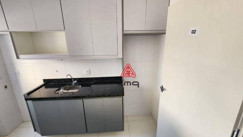 Apartamento para alugar com 2 quartos, 40m² - Foto 5