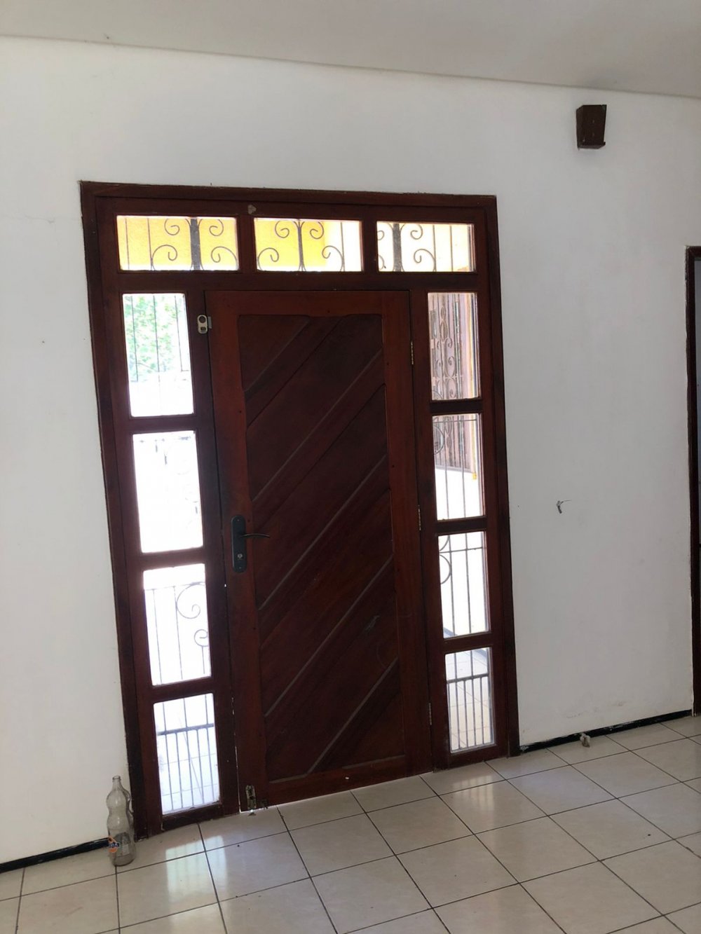 Casa à venda com 2 quartos, 136m² - Foto 2