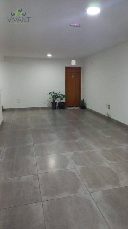 Apartamento à venda com 2 quartos, 62m² - Foto 4