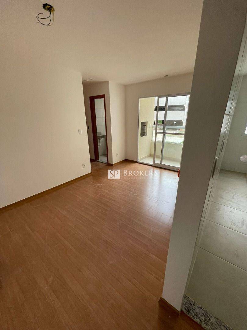 Apartamento à venda com 2 quartos, 58m² - Foto 2