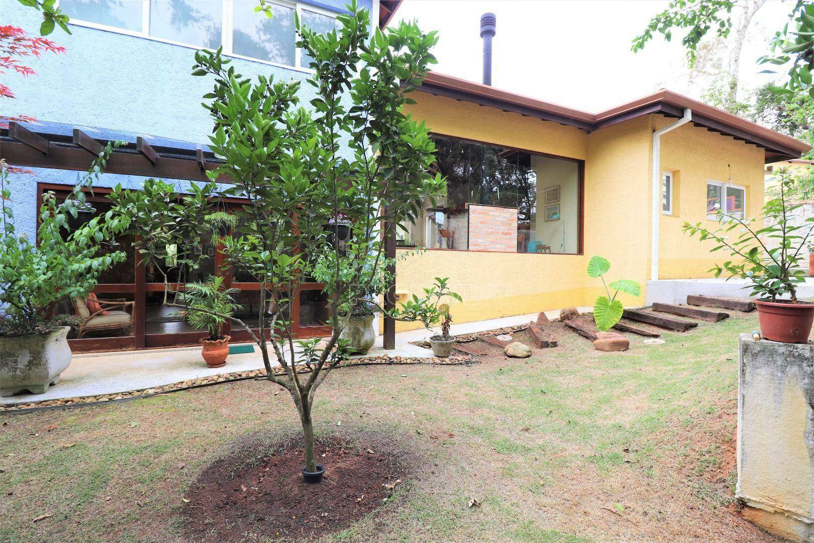 Casa de Condomínio à venda com 3 quartos, 367m² - Foto 2