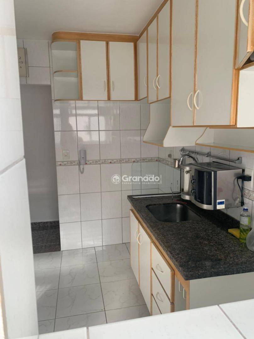 Apartamento à venda com 2 quartos, 78m² - Foto 7