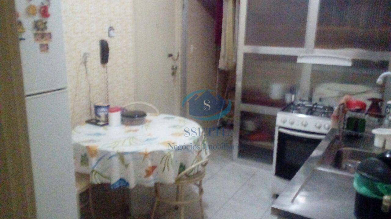 Apartamento à venda com 3 quartos, 118m² - Foto 4