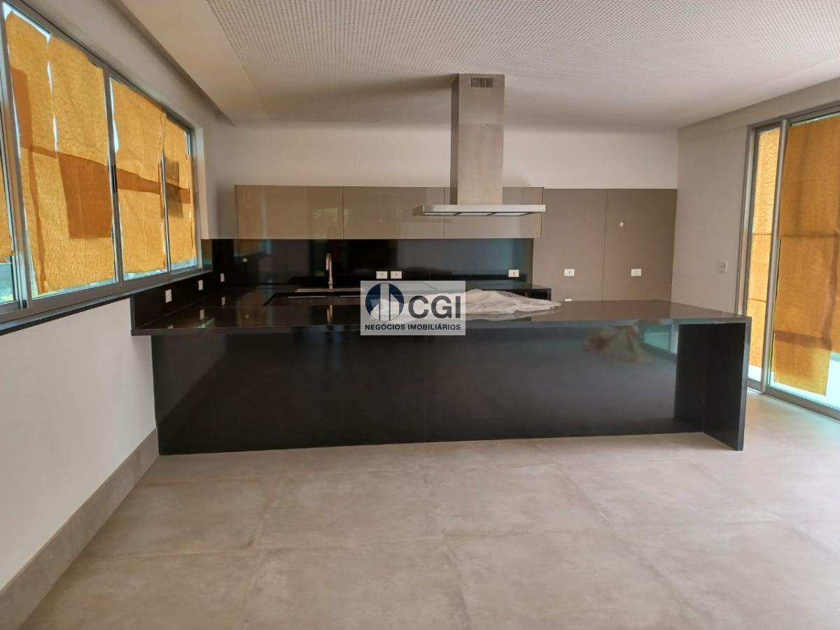 Apartamento à venda com 4 quartos, 197m² - Foto 3