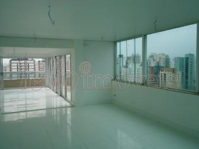 Apartamento à venda com 4 quartos, 330m² - Foto 1