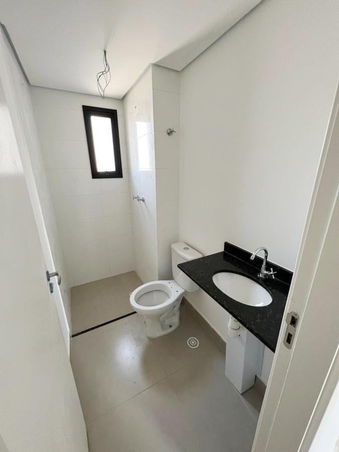 Apartamento à venda com 2 quartos, 40m² - Foto 14