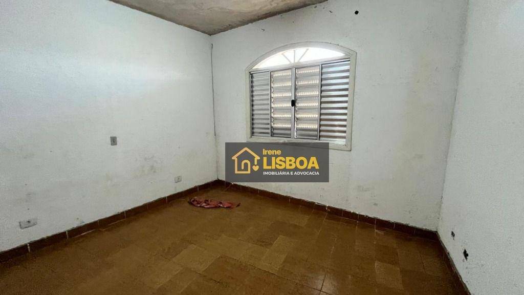 Casa para alugar com 2 quartos, 70m² - Foto 10