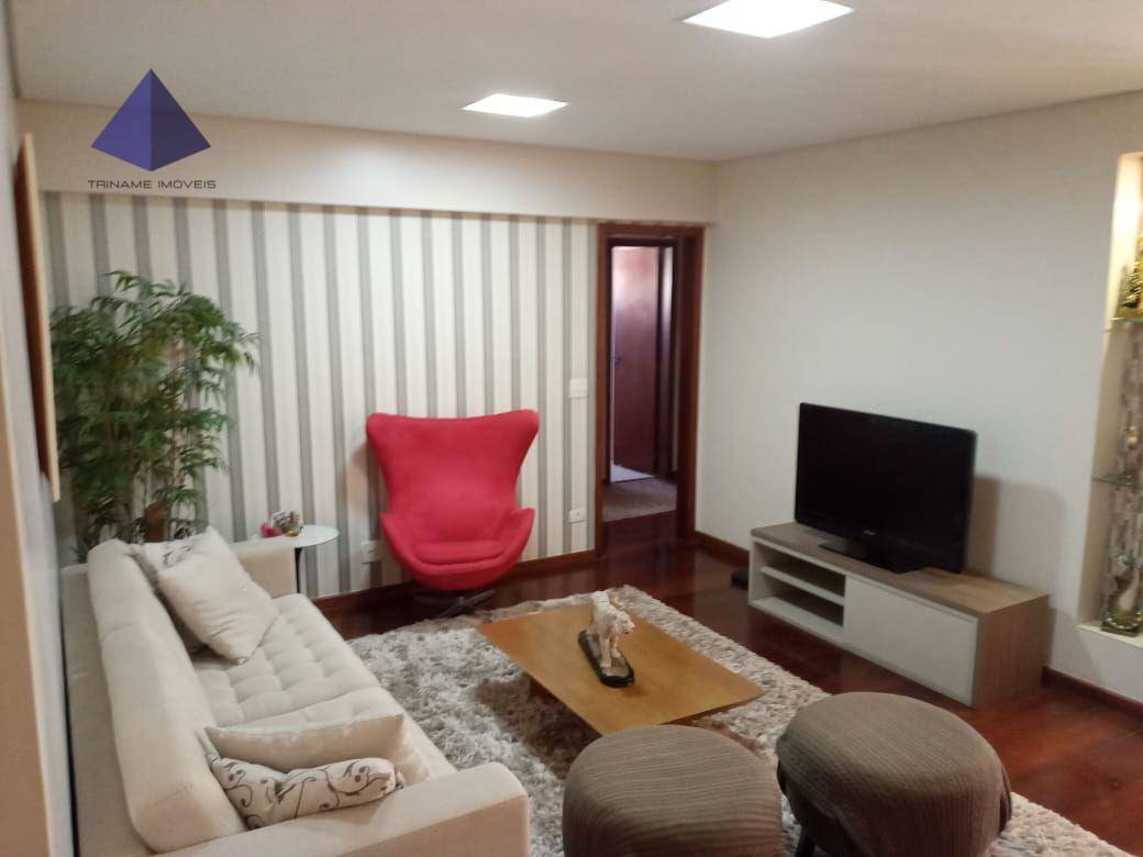 Apartamento para alugar com 3 quartos, 130m² - Foto 1