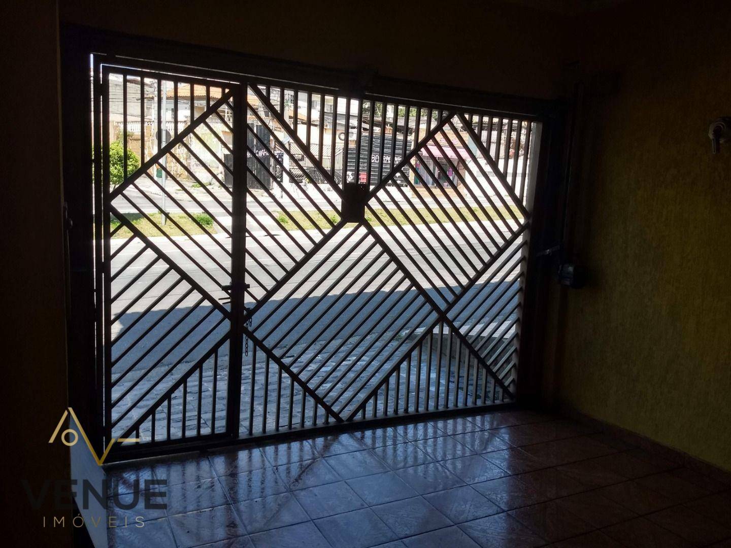 Sobrado à venda com 3 quartos, 136M2 - Foto 3