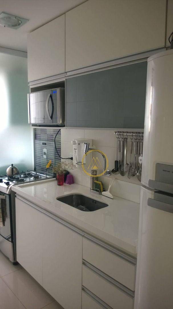 Apartamento à venda com 3 quartos, 68m² - Foto 8