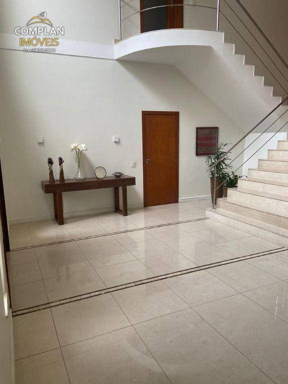 Casa de Condomínio à venda com 5 quartos, 1050m² - Foto 6