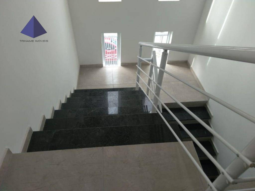 Casa à venda com 2 quartos, 60m² - Foto 26